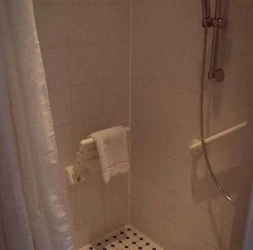 Zwei Laender Otel Apolda